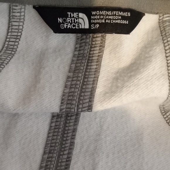 The north face  windwall full zip snap button closure women's jacket small - Picture 5 of 9